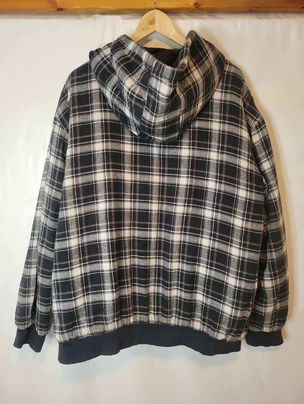 Dickies Black & White Plaid Hooded Quilted Bomber Jacket - Picture 7 of 11